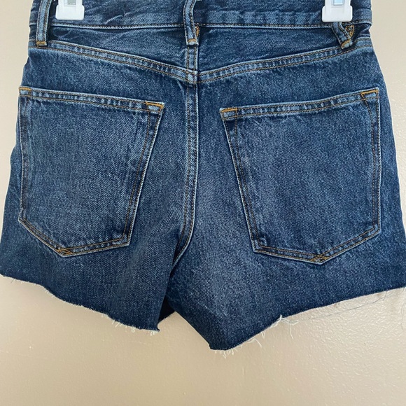Denim shorts w/ distressed hem - Picture 5 of 7